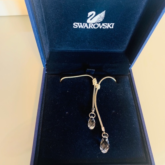 Swarovski Necklace - Picture 2 of 3